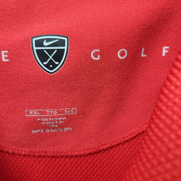 Nike Golf Short Sleeves Shirt Size XXL Men Embroidered Logo Excellent Condition - Picture 8 of 8